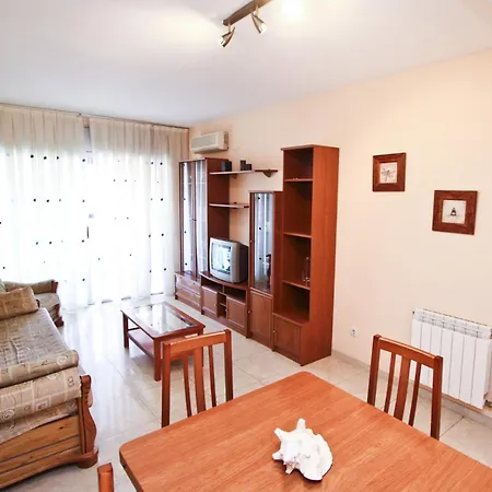 Apartament Roura *